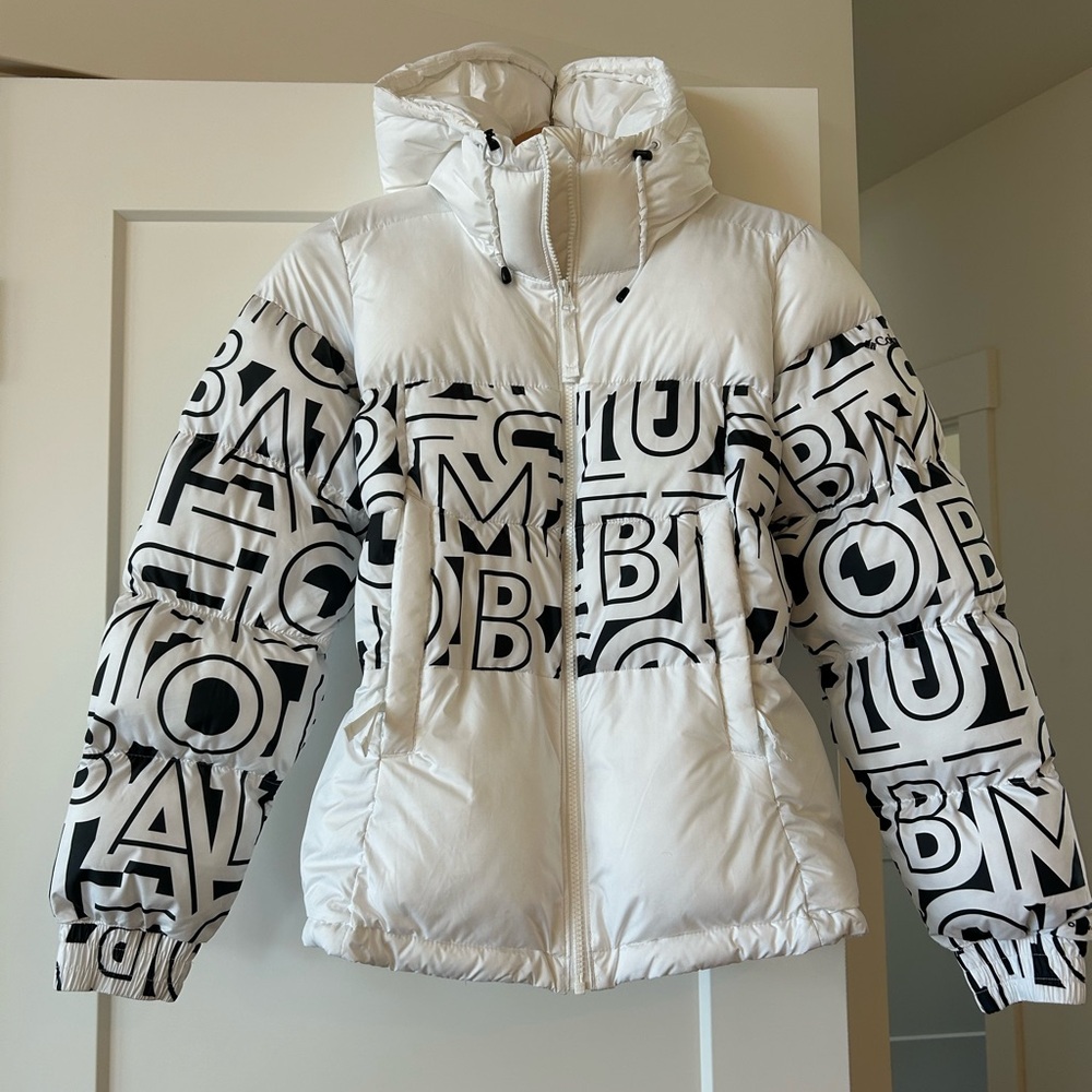 Columbia White Puffer Jacket with Bold Black Lettering - Size Small